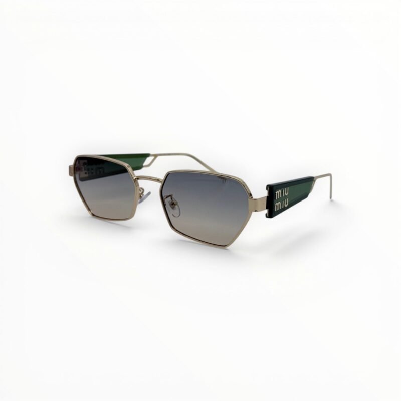 Miu Miu elegante, detaje rafinuara