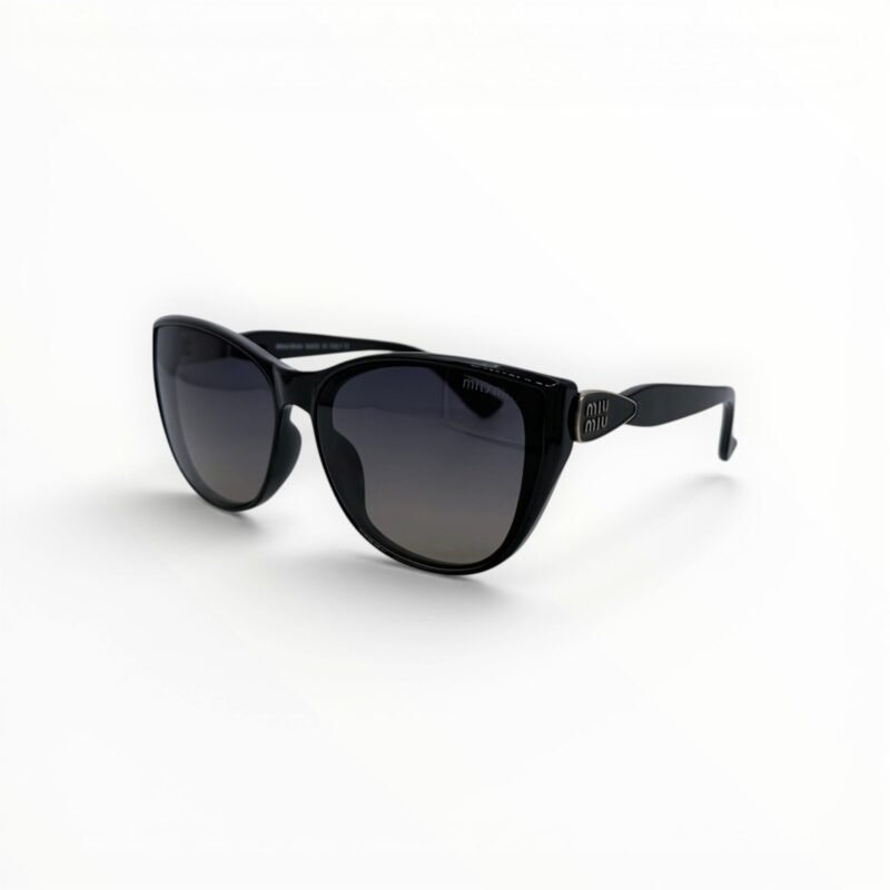 Miu Miu modern, detaje rafinuara